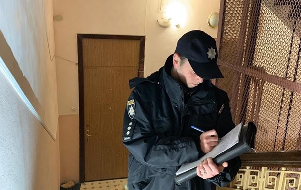 У Києві чоловіка вбили на сходах будинку: КОРД затримав підозрюваного