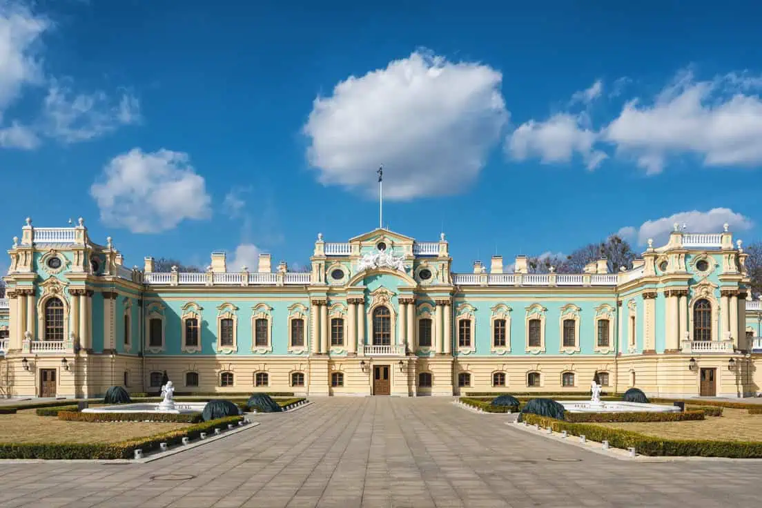 Замки Києва: від зниклої фортеці до готичних особняків